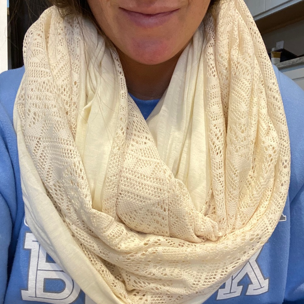 Infinity scarf